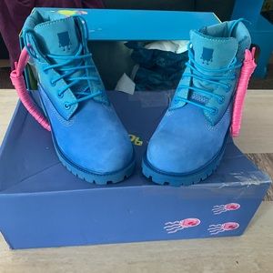 Youth timberland spongebob boots